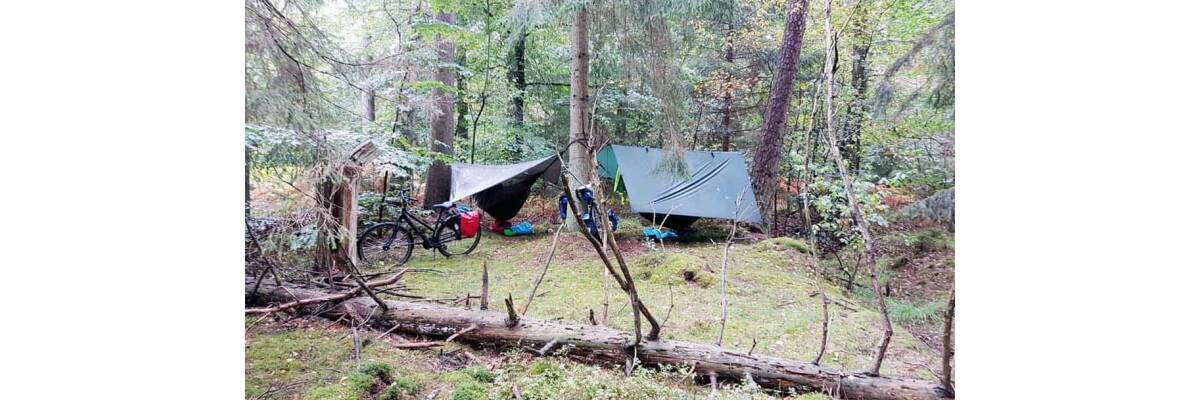 Bushcraft Ausrüstung für Outdoorfans - Bushcraft Ausrüstungsempfehlungen von outdoorfan.de