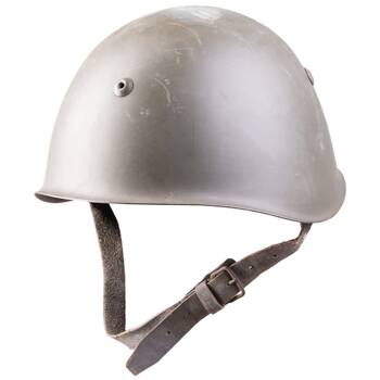Italienischer Helm M33 gebraucht